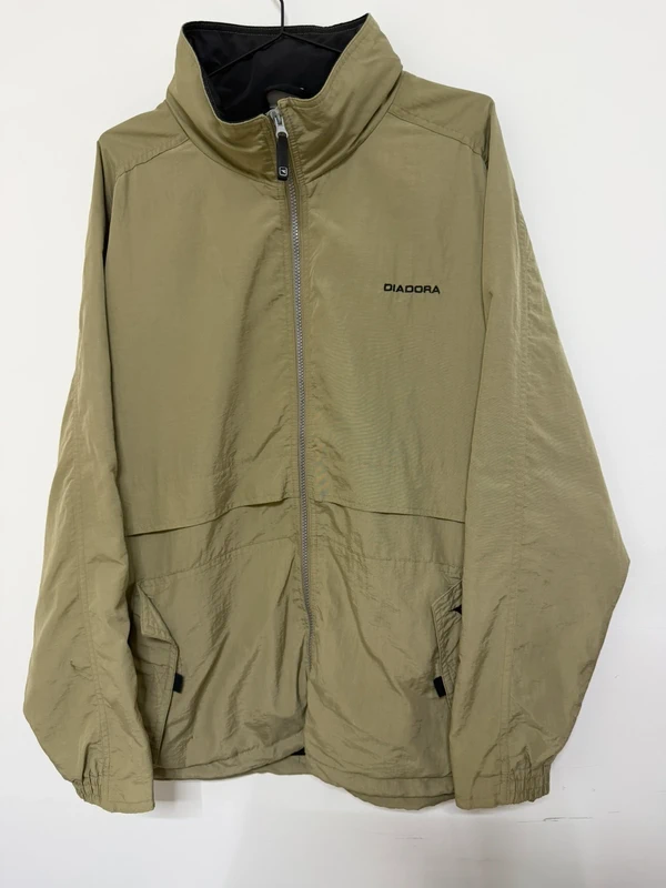 Cortaavientos / Chaqueta Diadora Vintage Verde Oliva - Talla L/XL