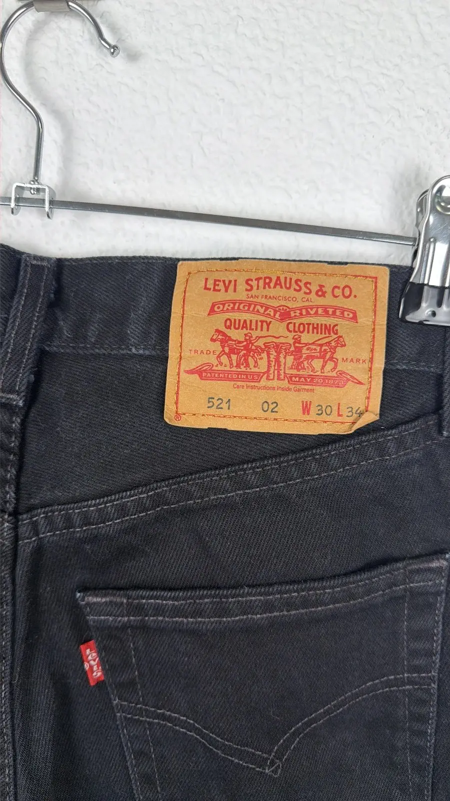 Levi's 521 vaquero negro W30 tiro alto vintage streetwear — foto 4