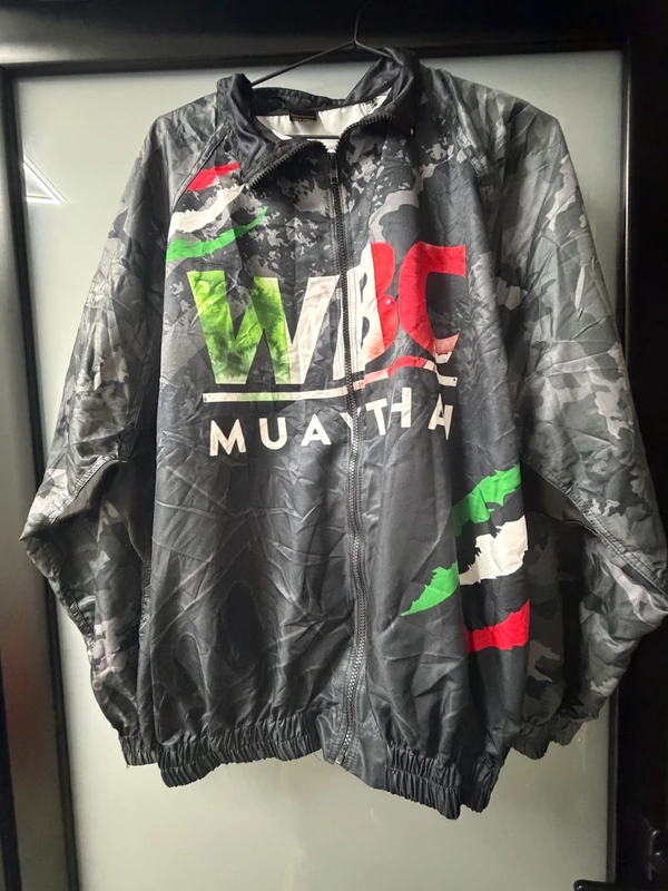 Chaqueta / Cortavientos WBC Muay Thai Italia - Arawut Fight Gear - Talla XL