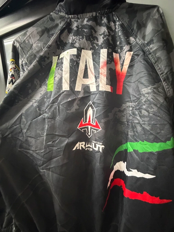 Chaqueta / Cortavientos WBC Muay Thai Italia - Arawut Fight Gear - Talla XL — foto 3