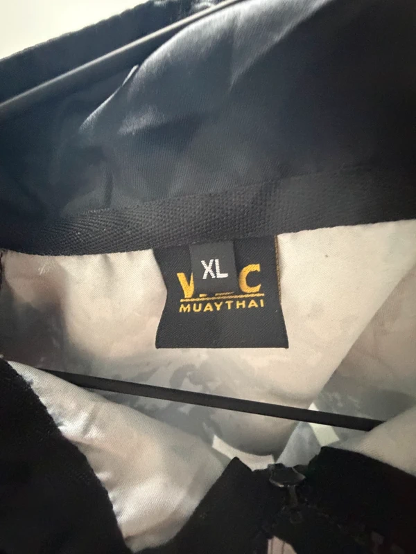 Chaqueta / Cortavientos WBC Muay Thai Italia - Arawut Fight Gear - Talla XL — foto 4