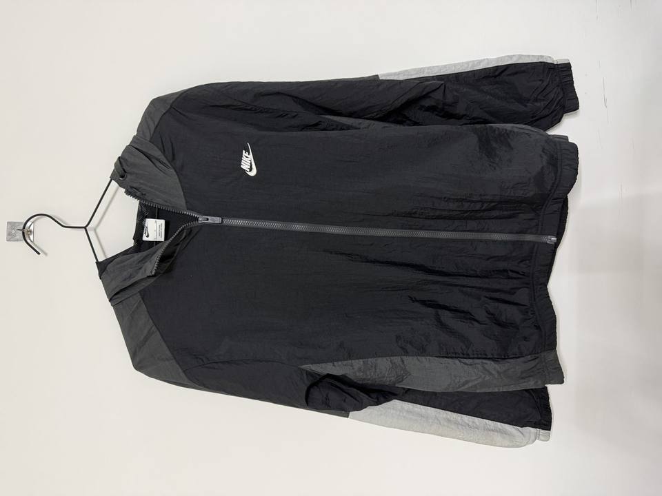 Nike cortavientos negro talla S vintage streetwear tricolor — foto 2