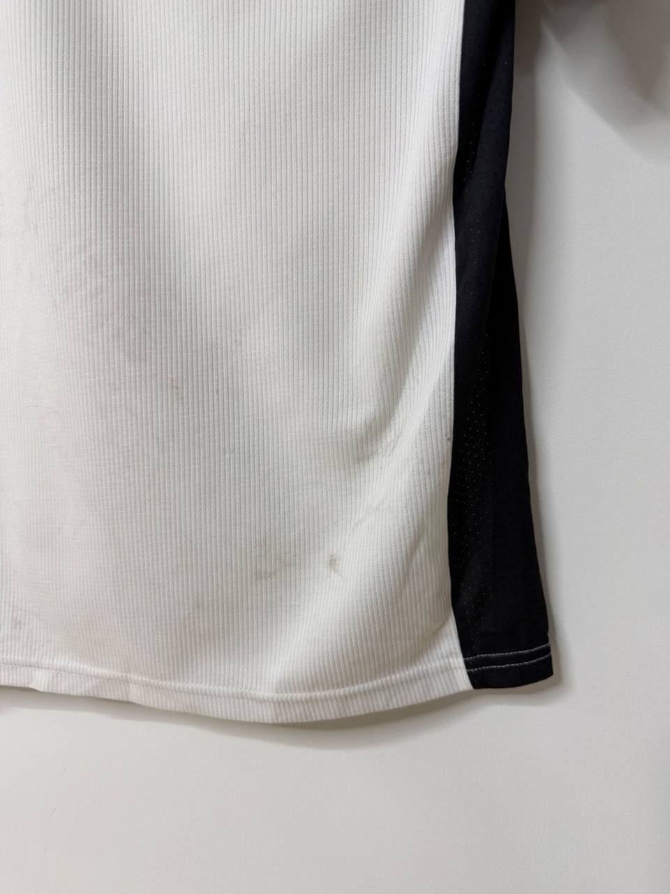 Adidas Fulham FC Home Football Shirt 22/23 Youth 13-14Y 164cm, blanco — foto 4