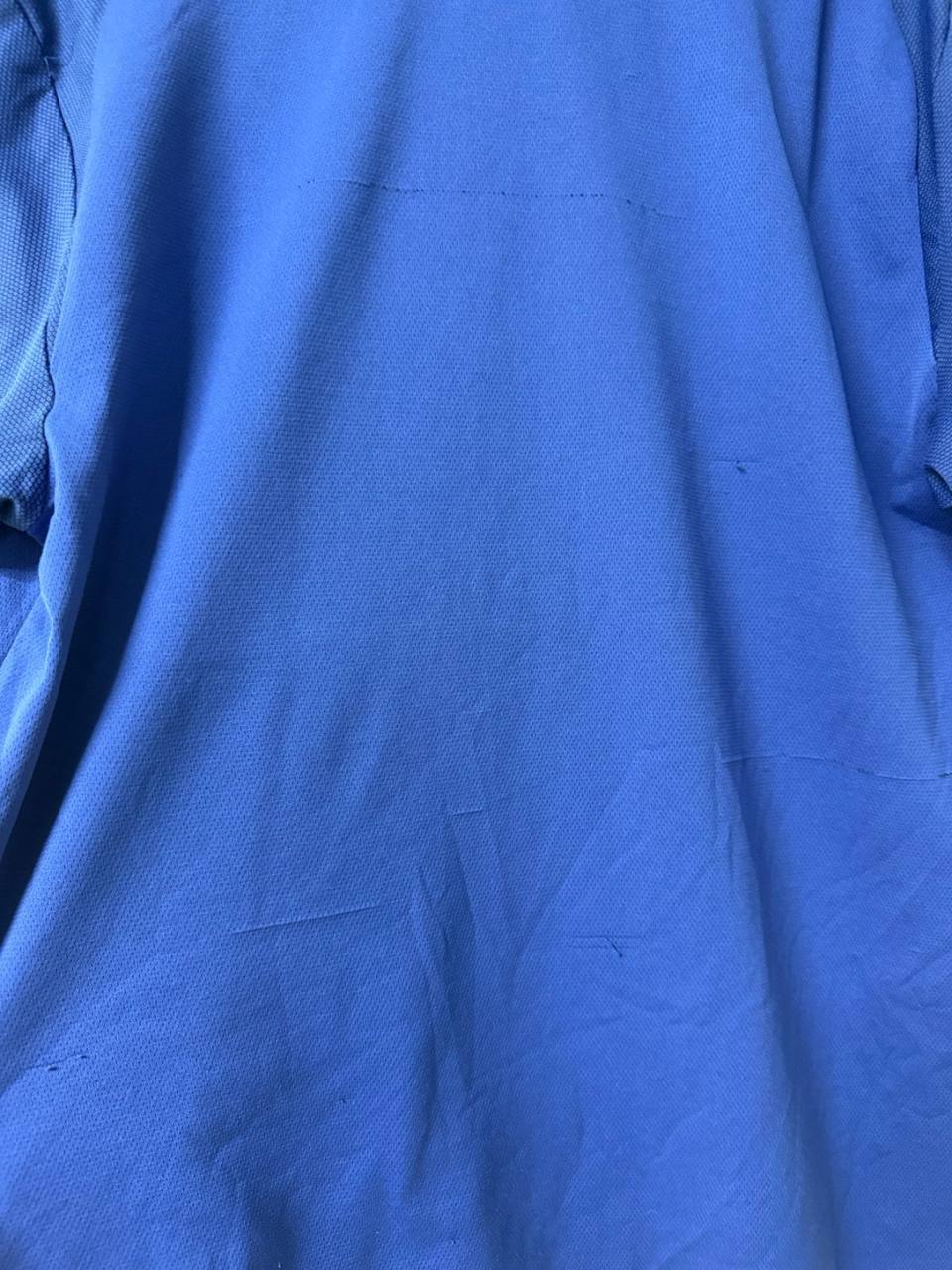 Umbro camiseta deportiva azul manga corta rombo vintage — foto 4