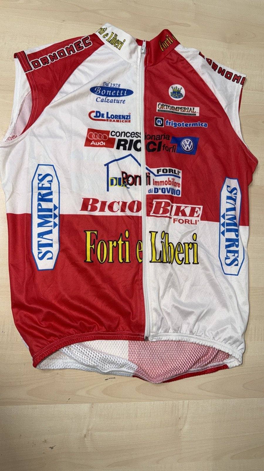 Maillot ciclismo Forti e Liberi sin mangas Italia vintage retro