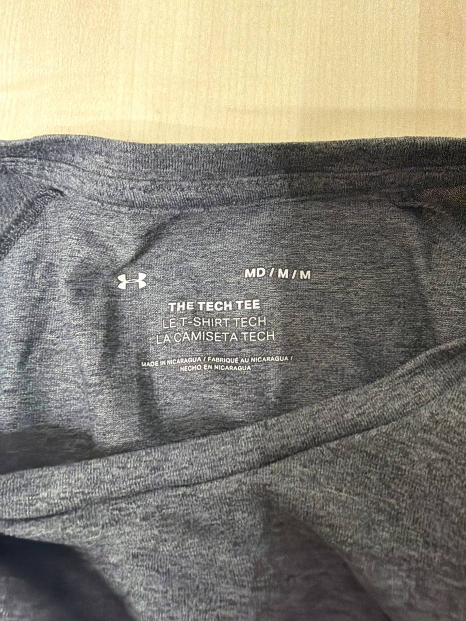 Under Armour Tech Tee Camiseta M Gris Manga Corta Deporte — foto 3