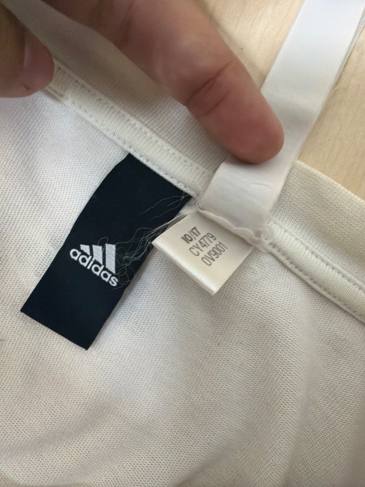 Adidas T-Shirt Men Color Block Navy Grey White Spellout Logo Size M — foto 4