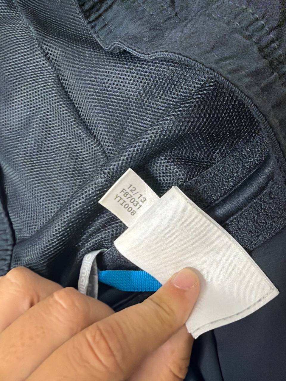 Pantalón chándal Adidas Climalite azul marino Vintage Talla L - Blokecore Y2K, negro — foto 4