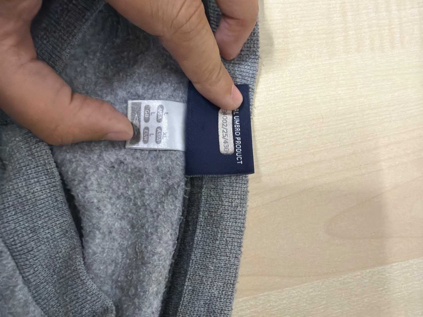 Umbro Vintage Sweatshirt Y2K Centre Logo Grey L Blokecore — foto 4