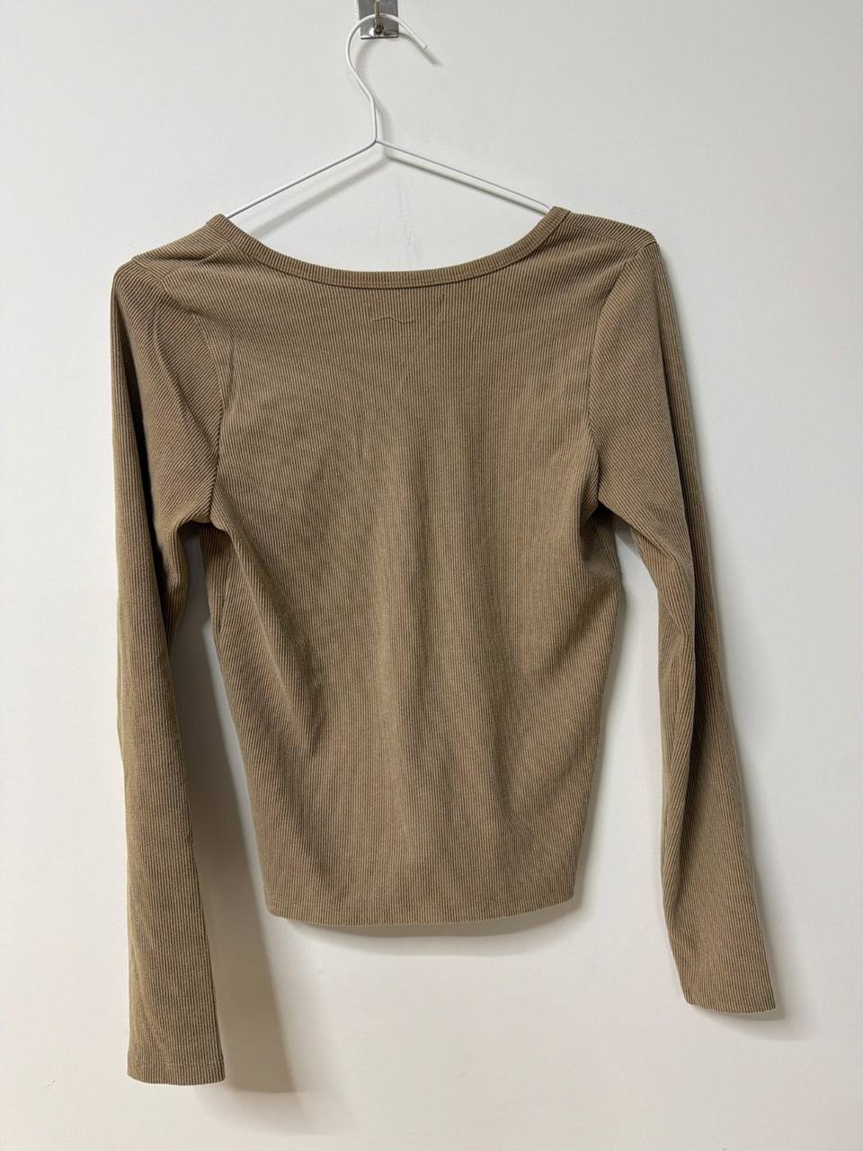 Hollister Camiseta Henley Manga Larga Talla L Camel Vintage — foto 3