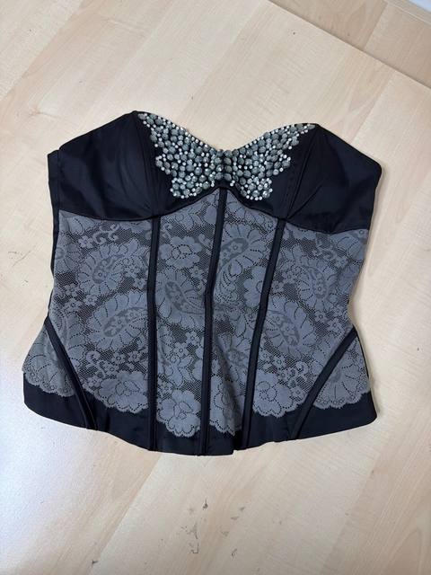 Corset negro encaje flores pedreria mariposa Talla M