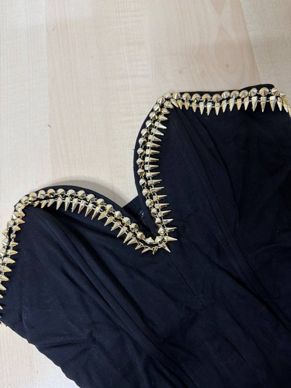Corsé top negro pinchos dorados Talla S Fiesta Glam Vintage — foto 2