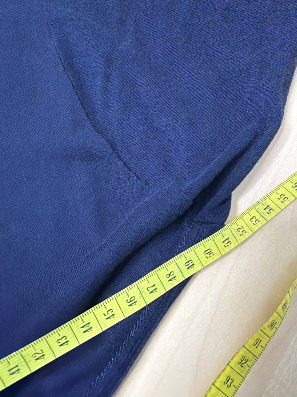 Camiseta GAP Logo Camuflaje Azul Marino Vintage Oversize — foto 12