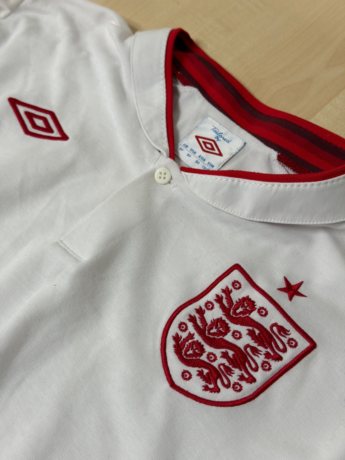 UMBRO England National Team Football Shirt 2010 Tailored Vintage Jersey — foto 4