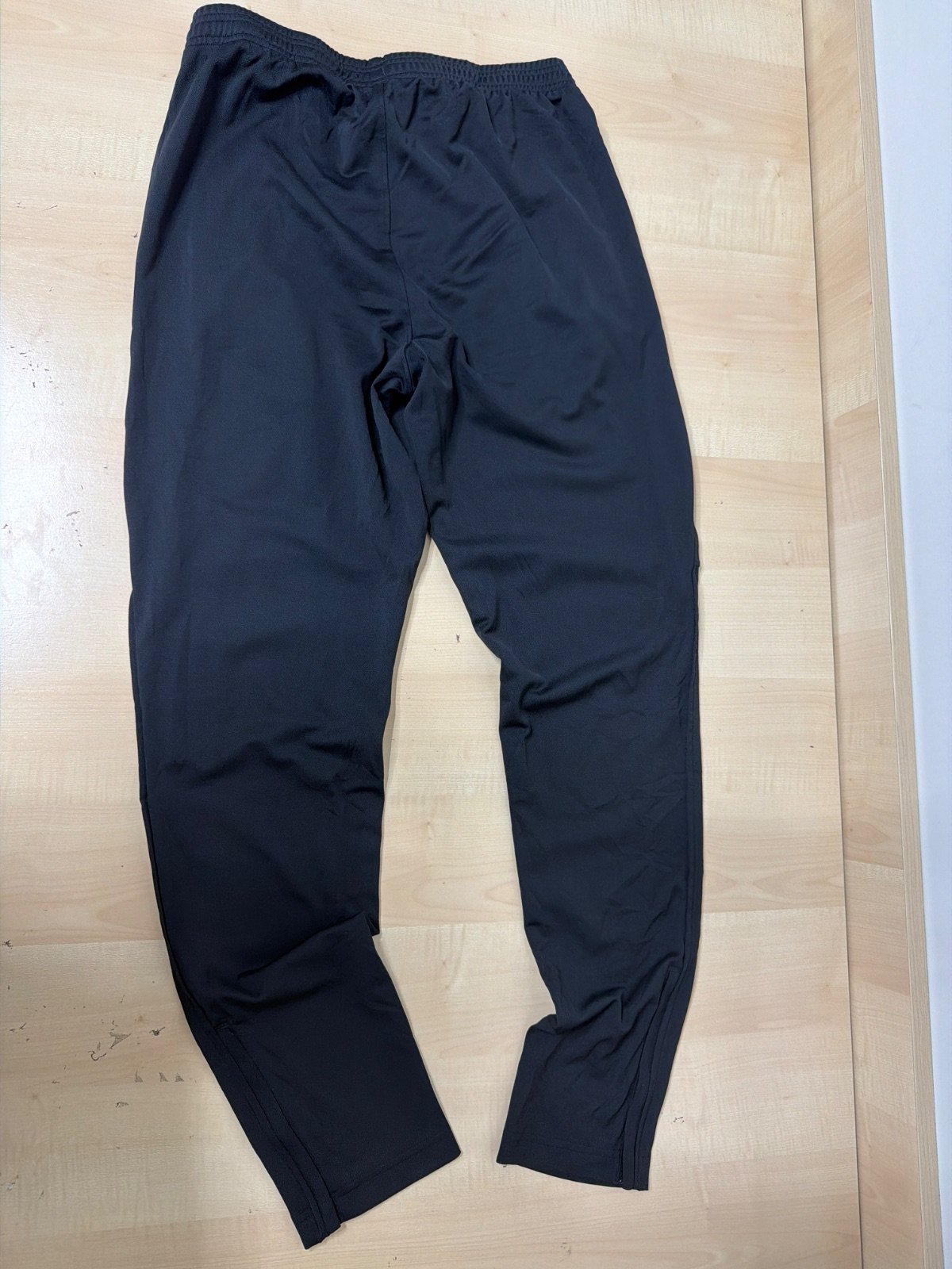 Under Armour pantalón chándal negro Trackpants Streetwear Deporte — foto 4