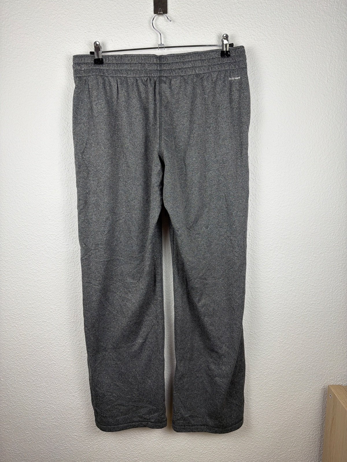 Adidas Climawarm pantalón chándal gris jaspeado jogger deporte — foto 2