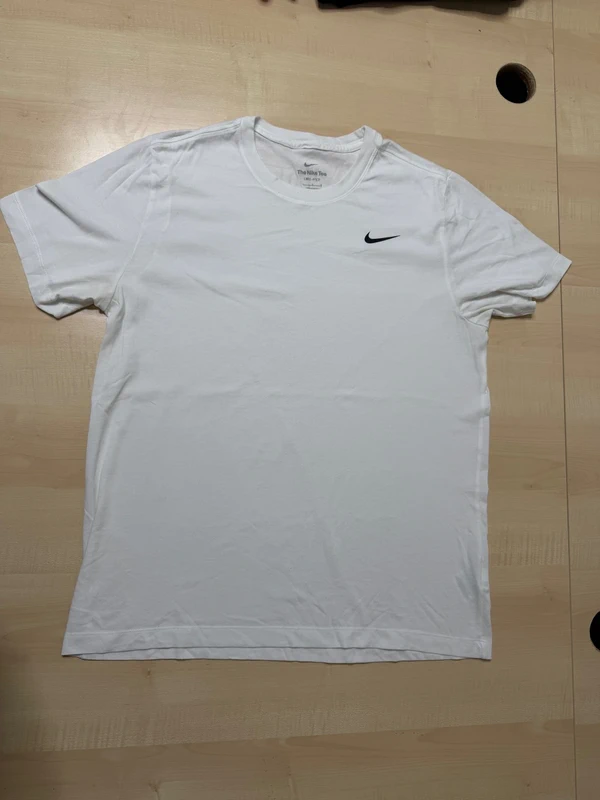 Camiseta Nike Dri-FIT Básica Blanca - Talla L — foto 2