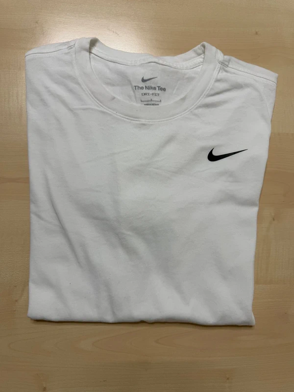 Camiseta Nike Dri-FIT Básica Blanca - Talla L — foto 4